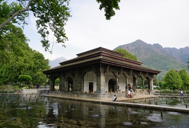  Holidays Package of Kashmir 